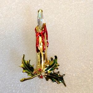 Tancer Christmas candle brooch.